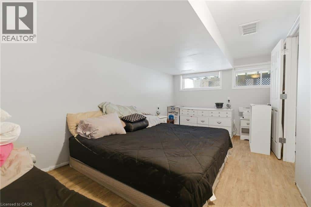 Omemee — Omemee - Photo 3 of 45