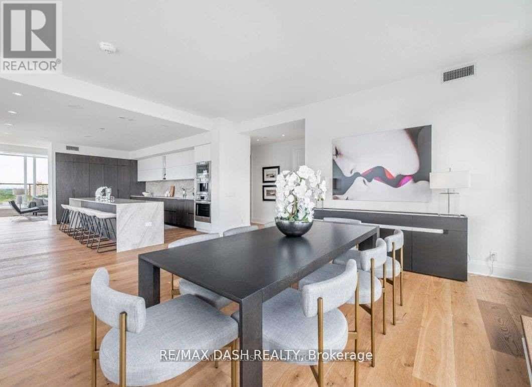 Toronto (Annex) — Toronto (Annex) - Photo 3 of 39