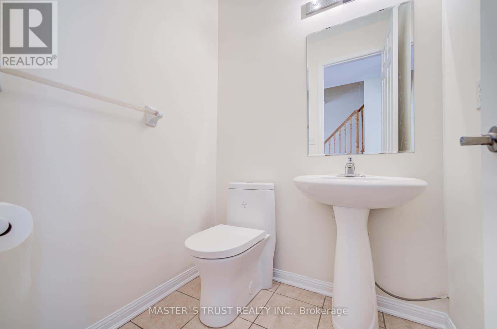 Toronto (Clairlea-Birchmount) — Toronto (Clairlea-Birchmount) - Photo 2 of 50