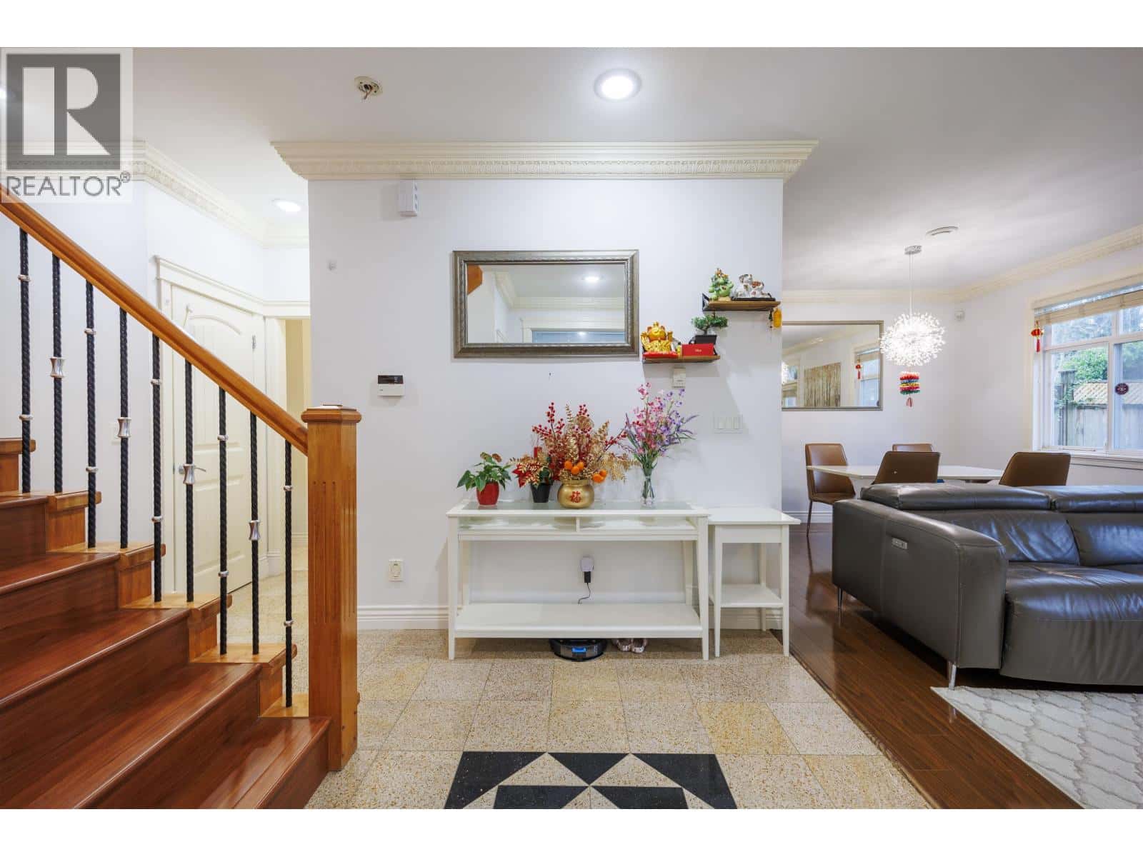 3 7831 BENNETT ROAD — Richmond, British Columbia - Photo 3 of 21