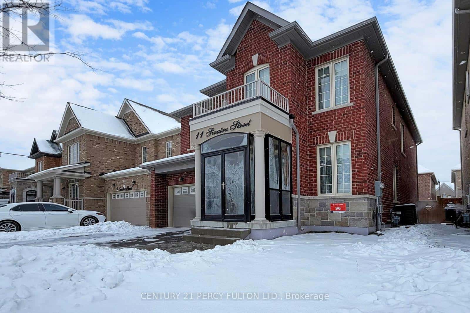 11 SINATRA STREET — Brampton (Sandringham-Wellington North) - Photo 2 of 50