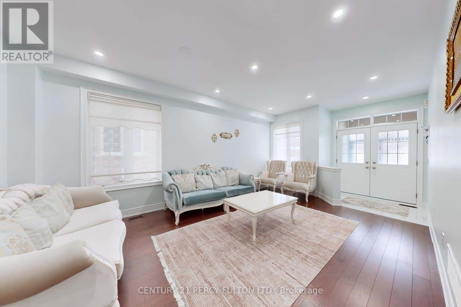 11 SINATRA STREET — Brampton (Sandringham-Wellington North) - Photo 4 of 50