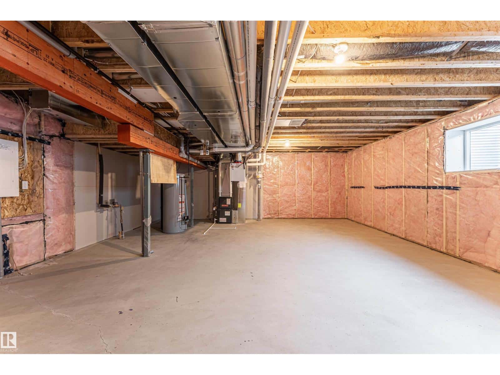 Edmonton — Edmonton - Photo 4 of 41