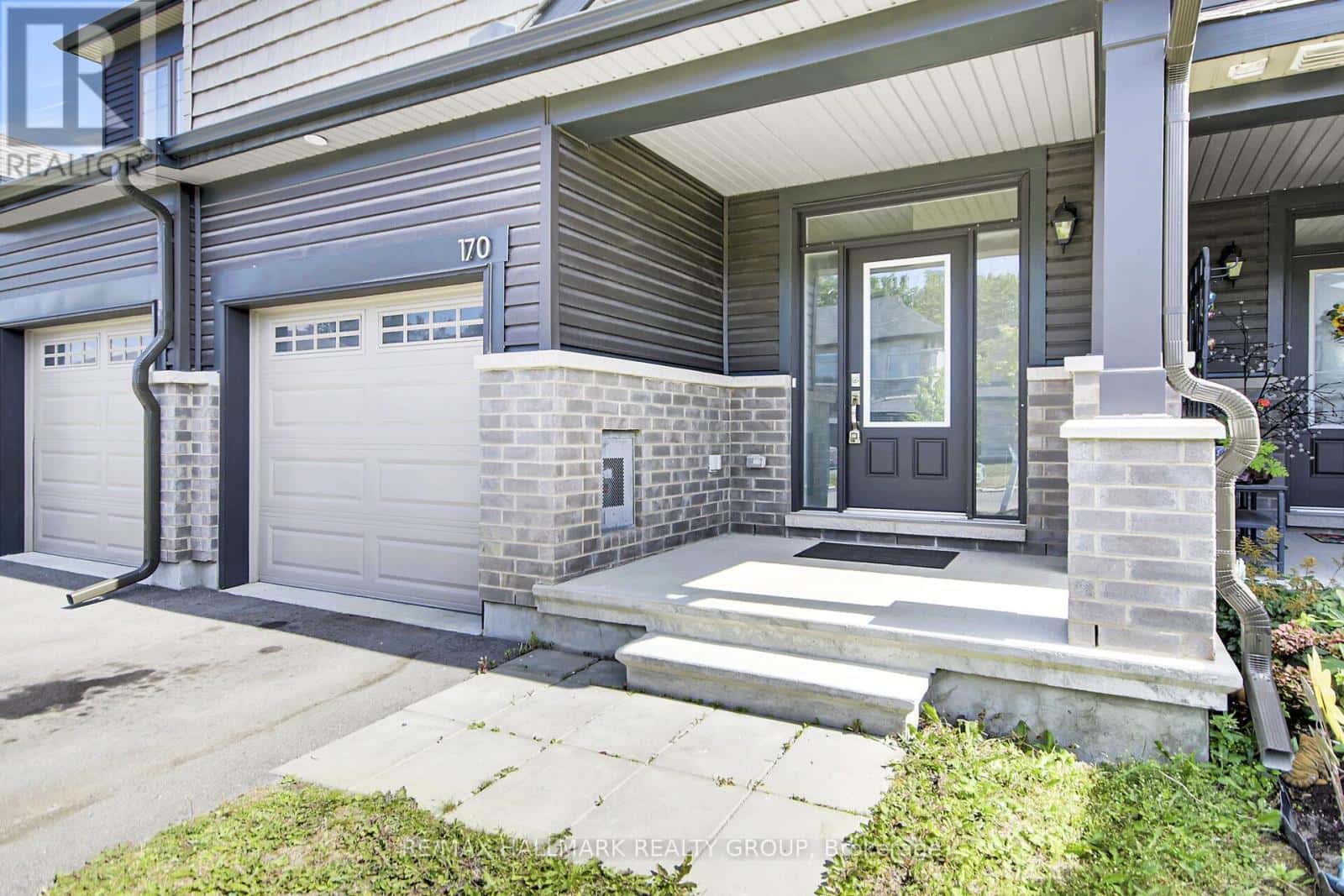 Ottawa — Ottawa - Photo 4 of 34