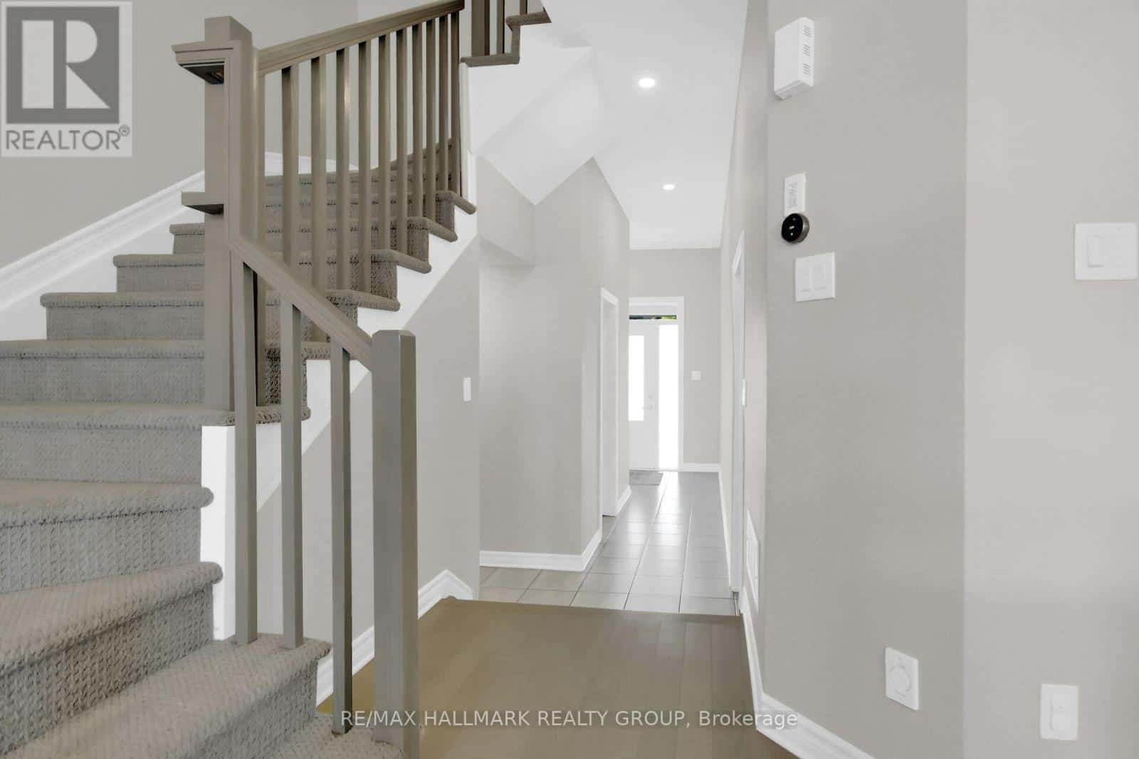 Ottawa — Ottawa - Photo 5 of 34