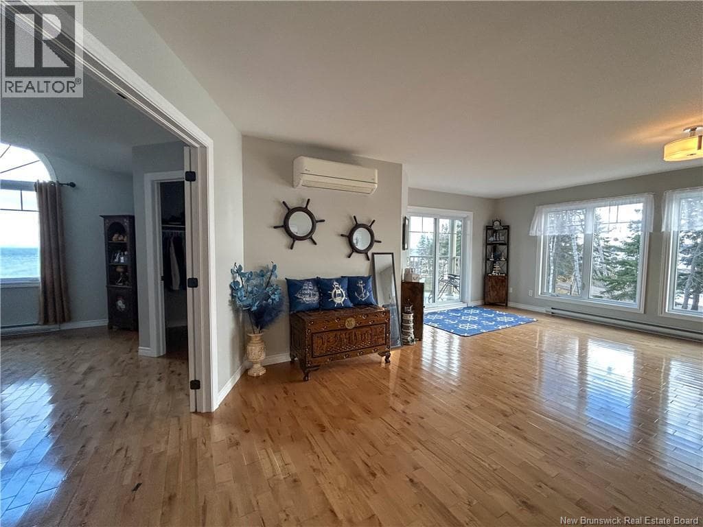 Sea Side — Sea Side - Main photo