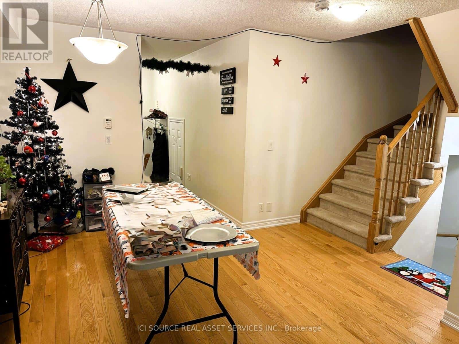 Oshawa (Windfields) — Oshawa (Windfields) - Photo 3 of 21