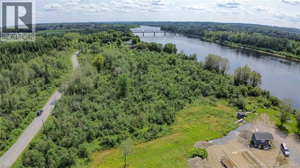 Saint-Léonard — Saint-Léonard - Main photo