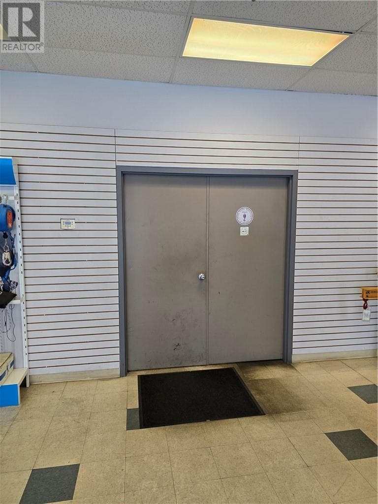 Sudbury — Sudbury - Main photo