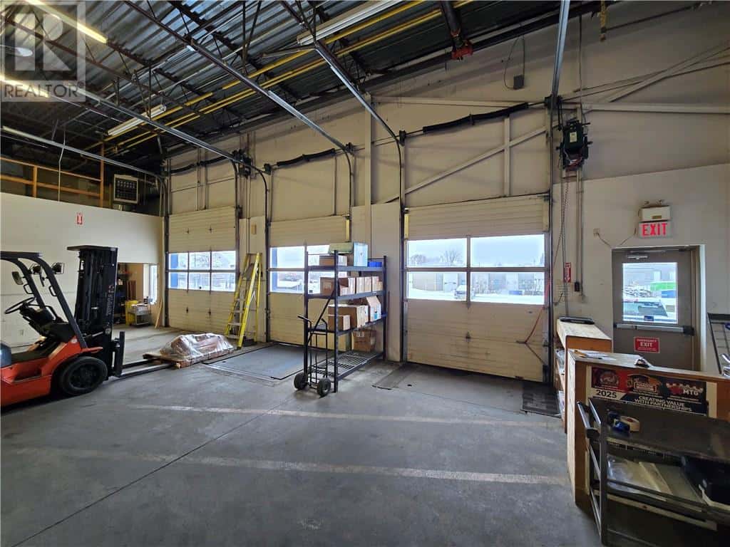 Sudbury — Sudbury - Photo 5 of 22