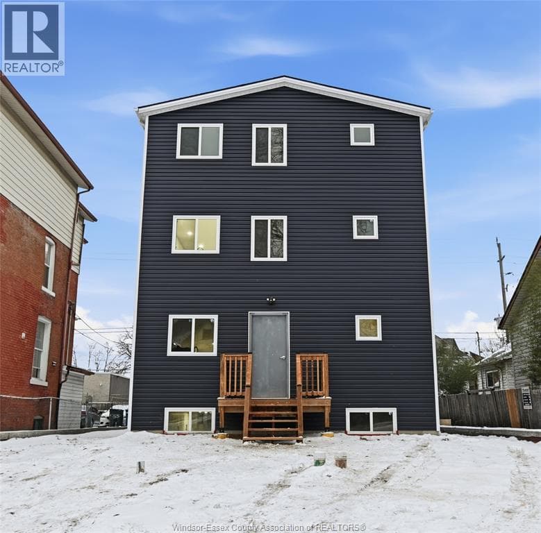 Windsor — Windsor - Main photo