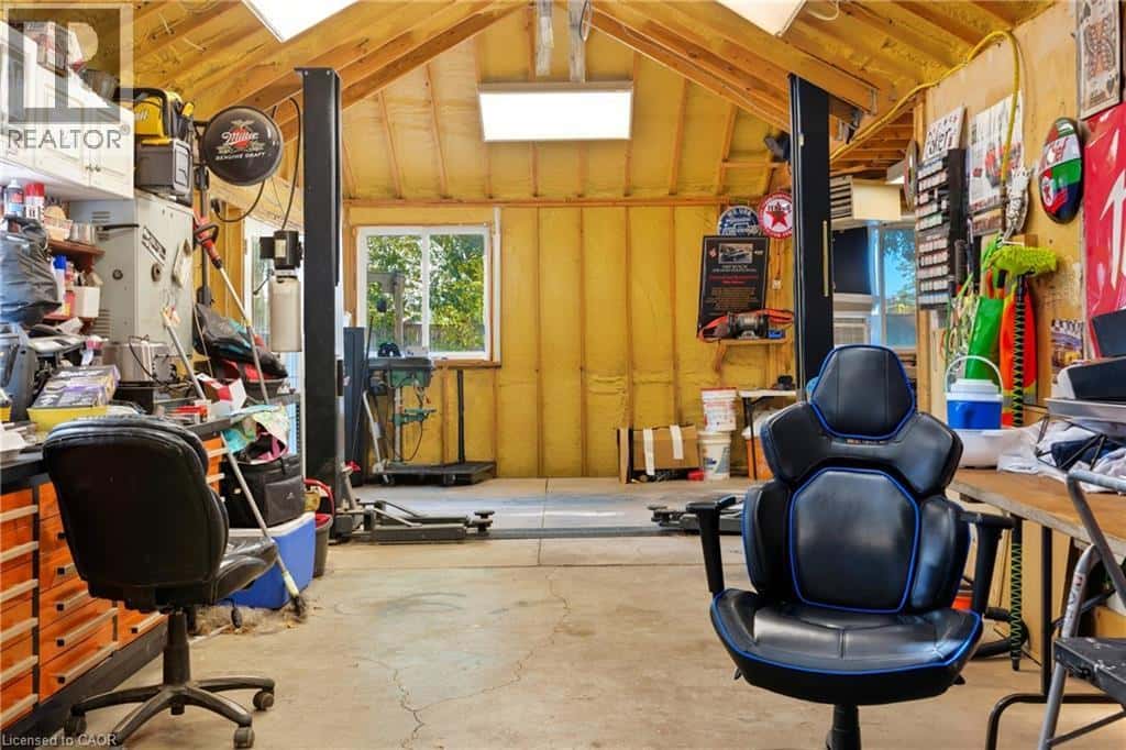 Hamilton — Hamilton - Photo 3 of 35