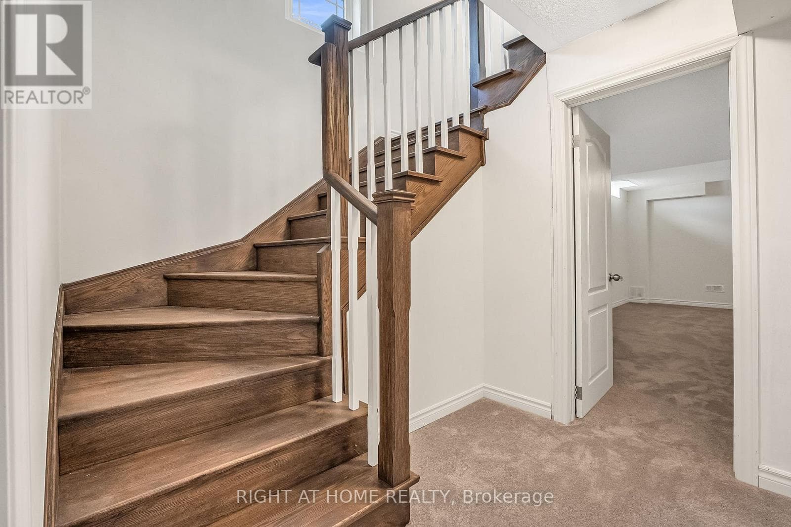 Oshawa (Kedron) — Oshawa (Kedron) - Main photo