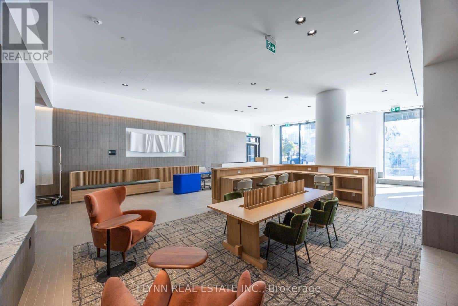 Mississauga (City Centre) — Mississauga (City Centre) - Photo 4 of 21