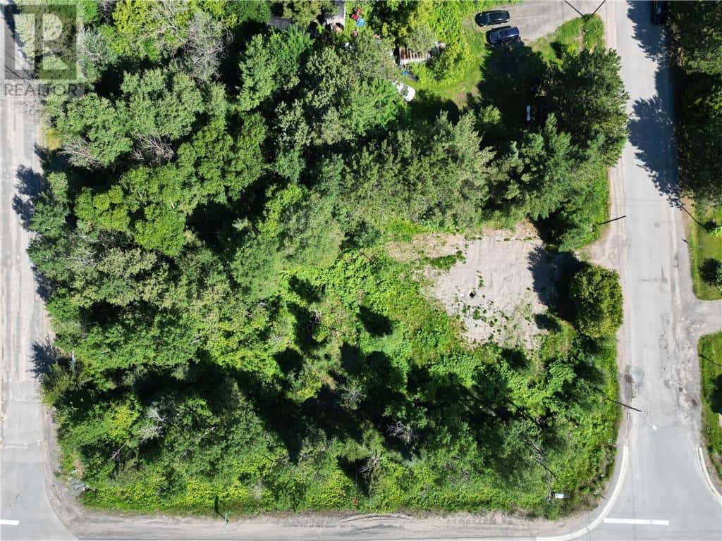 Nairn Centre — Nairn Centre - Photo 4 of 12