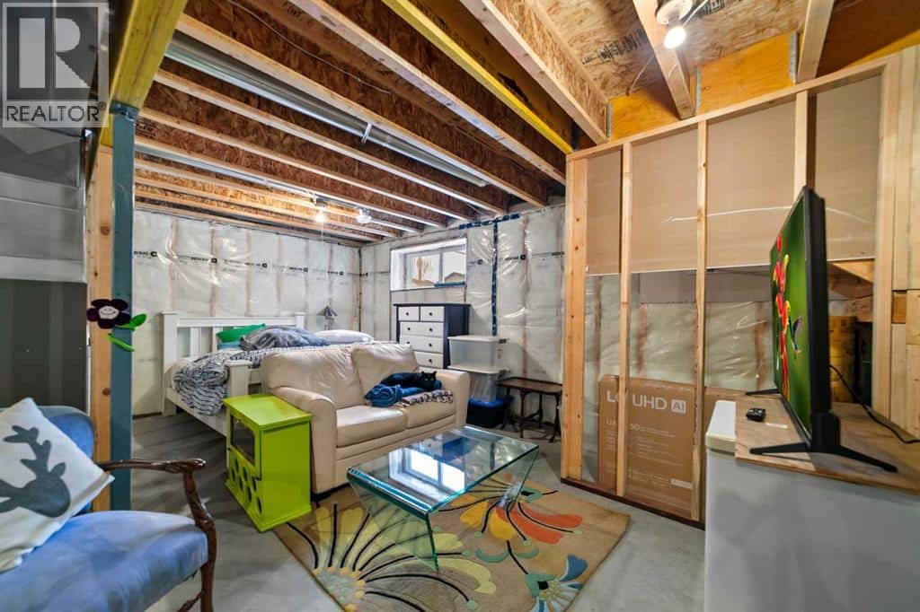 Camrose — Camrose - Photo 5 of 28