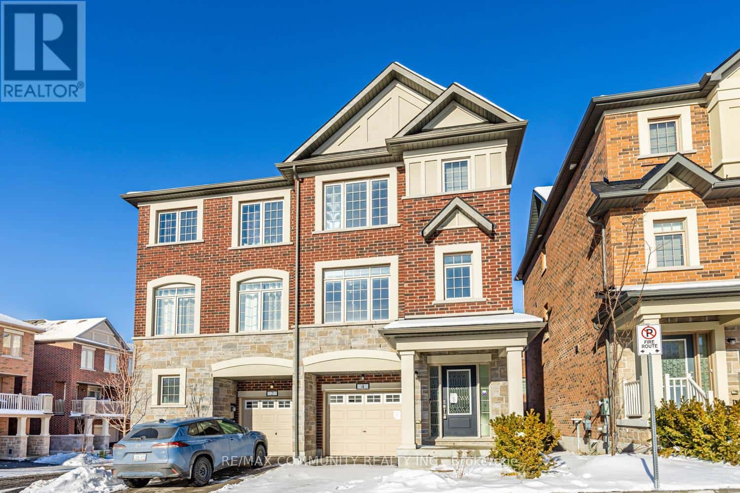 4 HEALTHCOTE LANE — Ajax (Central), Ontario - Photo 2 of 33