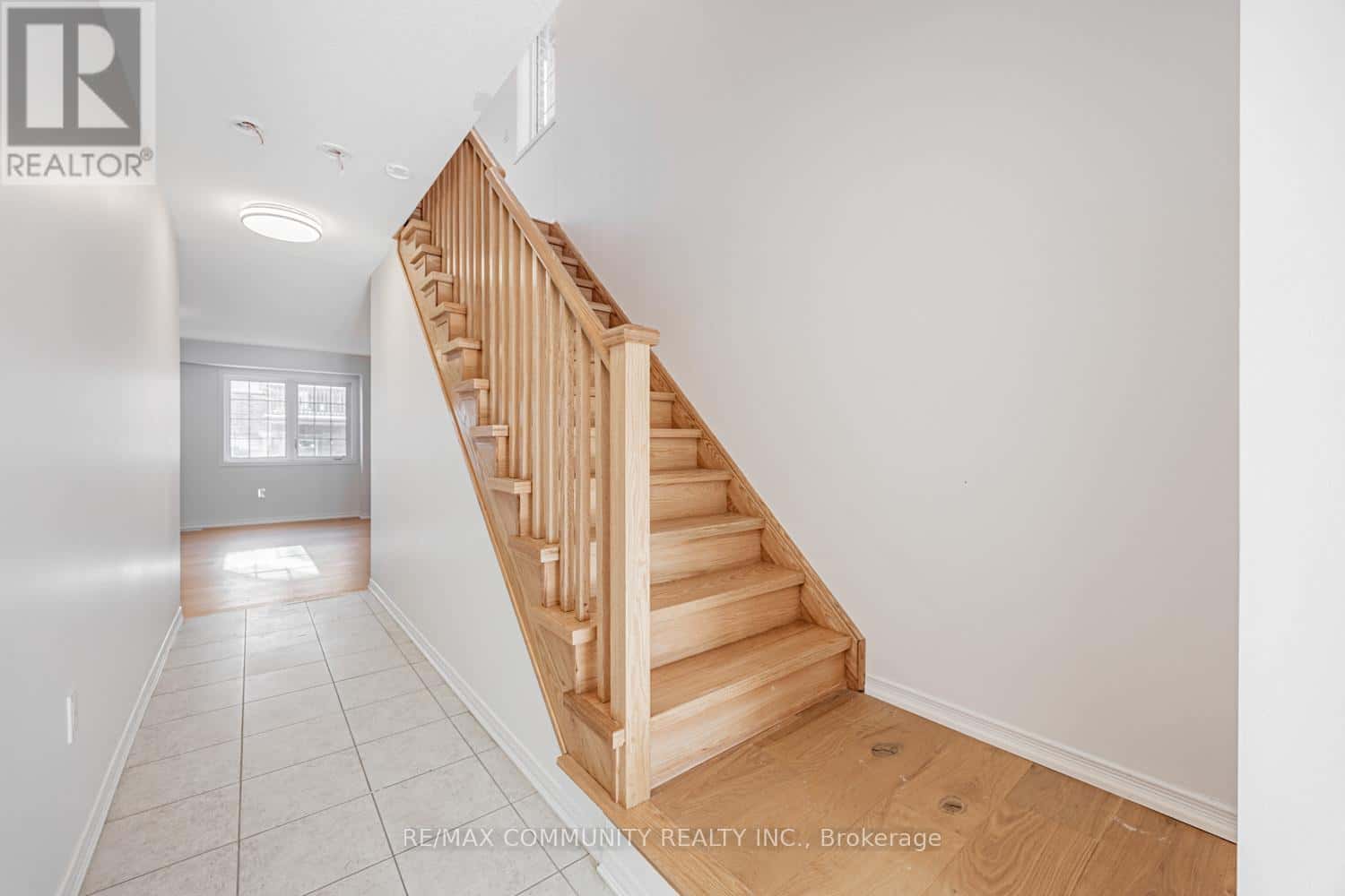 4 HEALTHCOTE LANE — Ajax (Central), Ontario - Photo 4 of 33