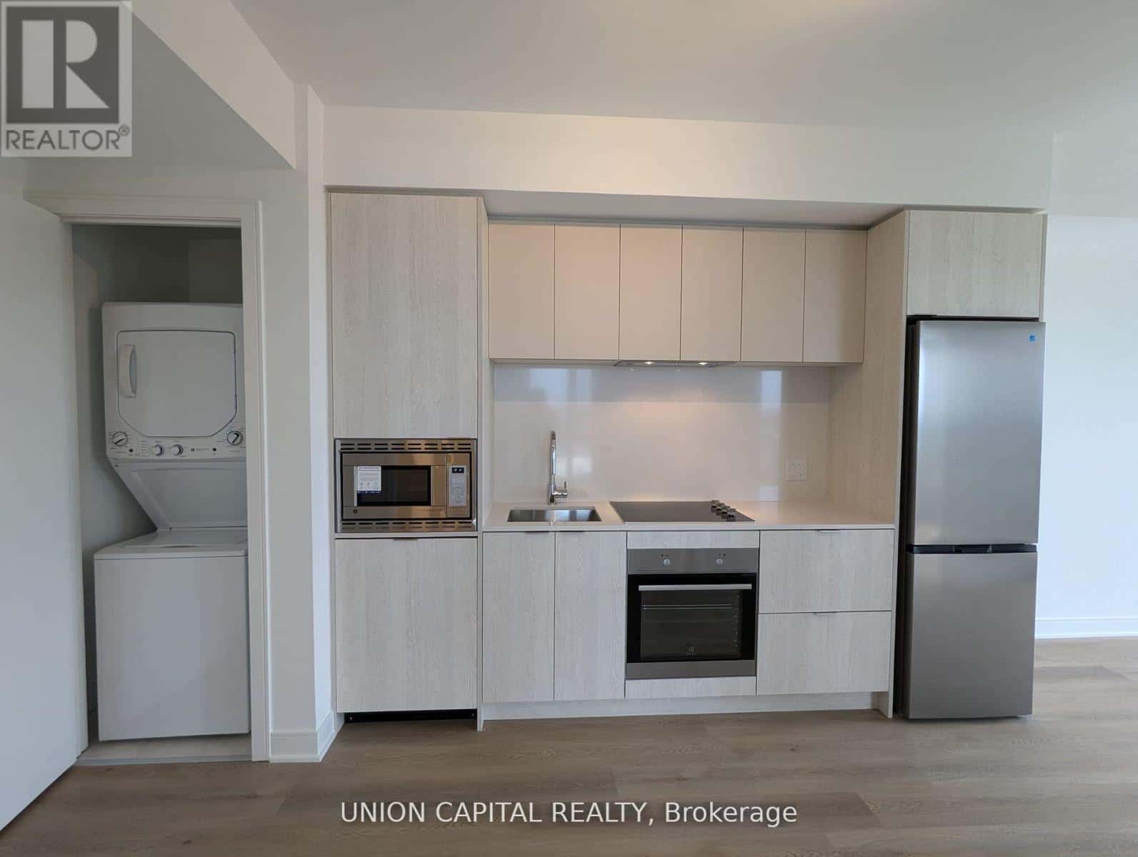 Mississauga (Cooksville) — Mississauga (Cooksville) - Photo 4 of 14