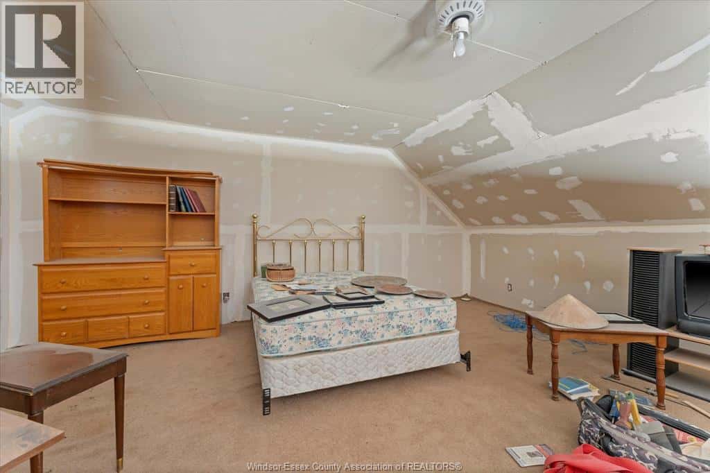 11681 COUNTY RD 34 — Tecumseh, Ontario - Photo 4 of 76