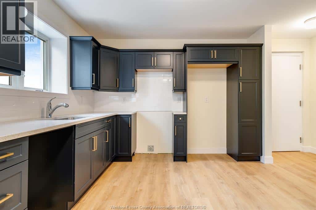 Leamington — Leamington - Photo 5 of 25