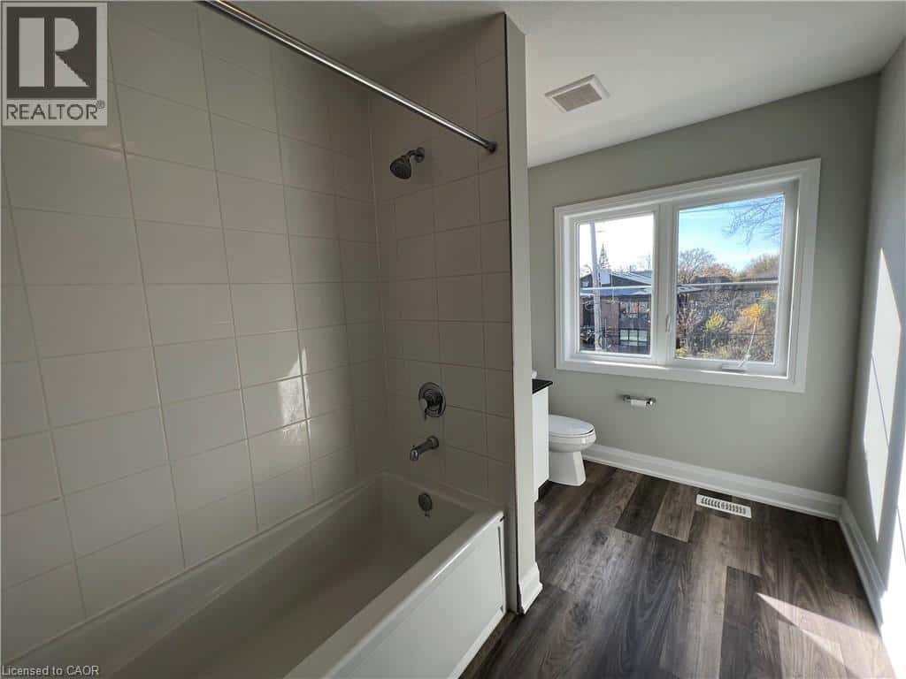 Guelph — Guelph - Photo 2 of 18