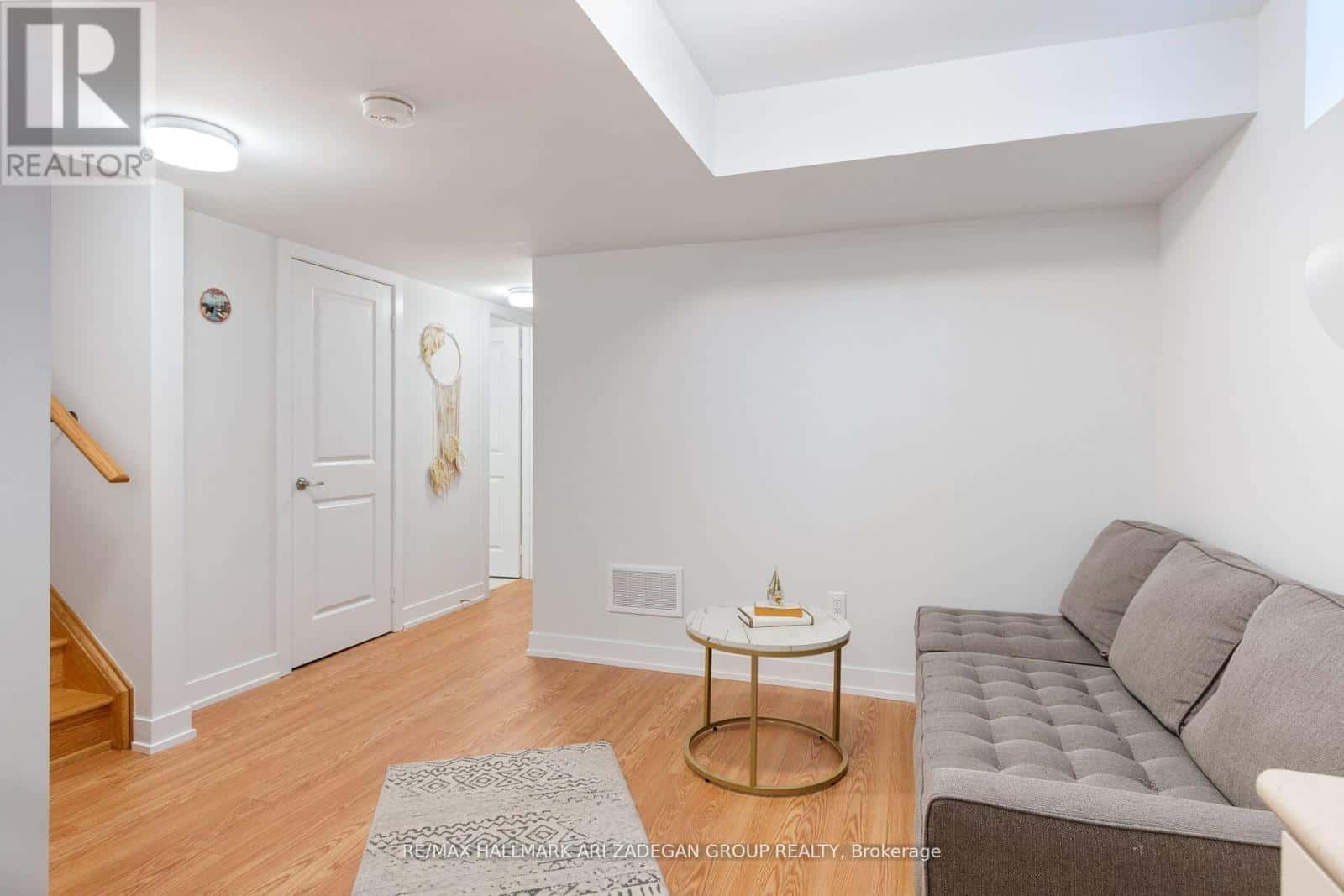 Markham (Cornell) — Markham (Cornell) - Photo 4 of 18