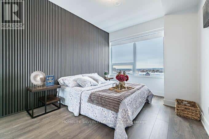 Oakville (RO River Oaks) — Oakville (RO River Oaks) - Photo 4 of 48