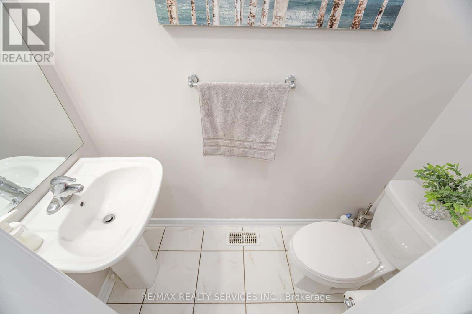 Caledon — Caledon - Photo 4 of 40