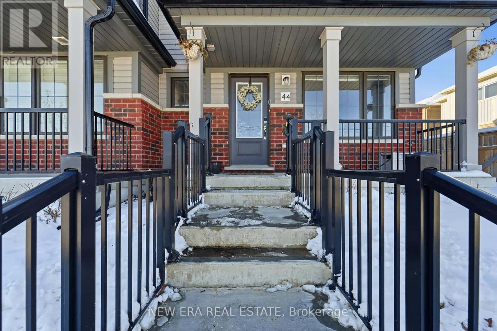 44 JEROME WAY — Clarington (Bowmanville), Ontario - Photo 4 of 24