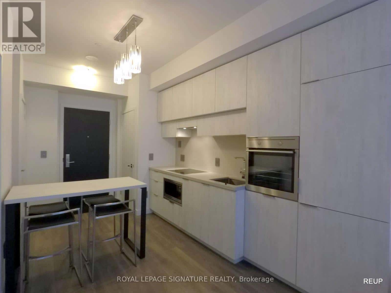 Toronto (Mount Pleasant West) — Toronto (Mount Pleasant West) - Photo 5 of 18