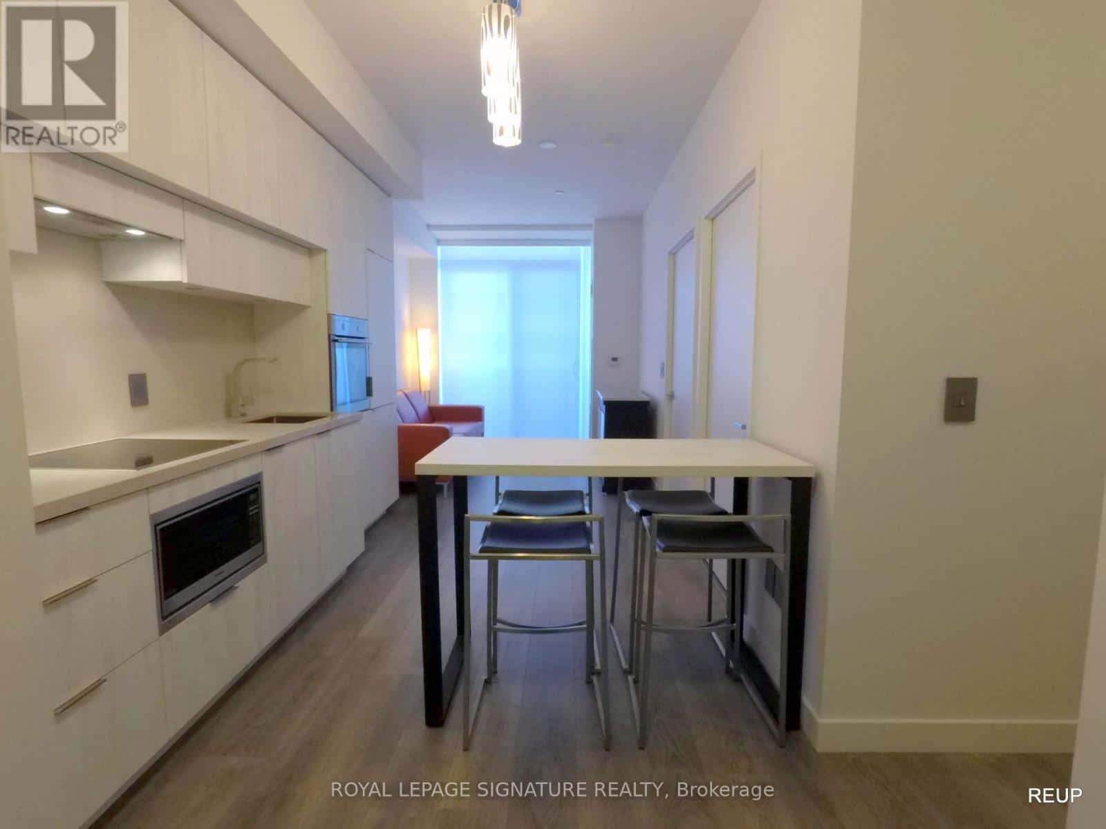 Toronto (Mount Pleasant West) — Toronto (Mount Pleasant West) - Photo 2 of 18