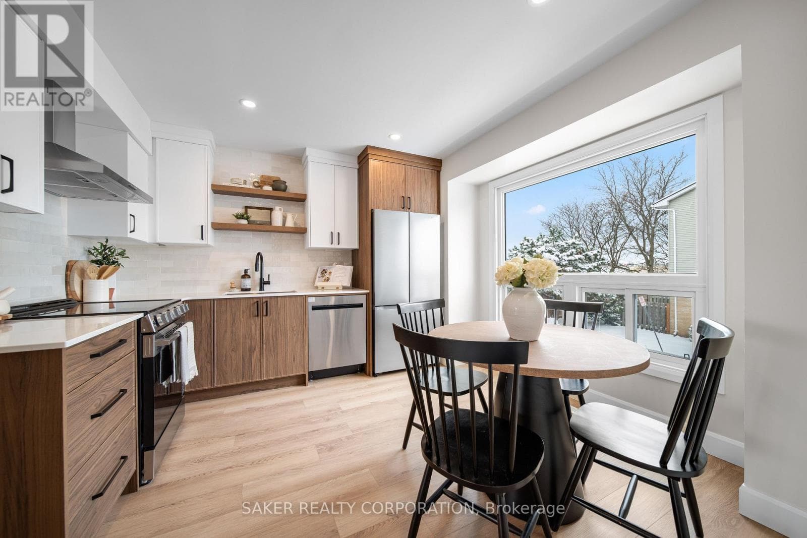 39 - 1990 WAVELL STREET — London East (East I), Ontario - Main photo