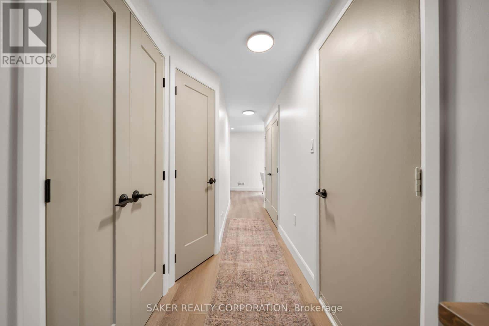 39 - 1990 WAVELL STREET — London East (East I), Ontario - Photo 4 of 34