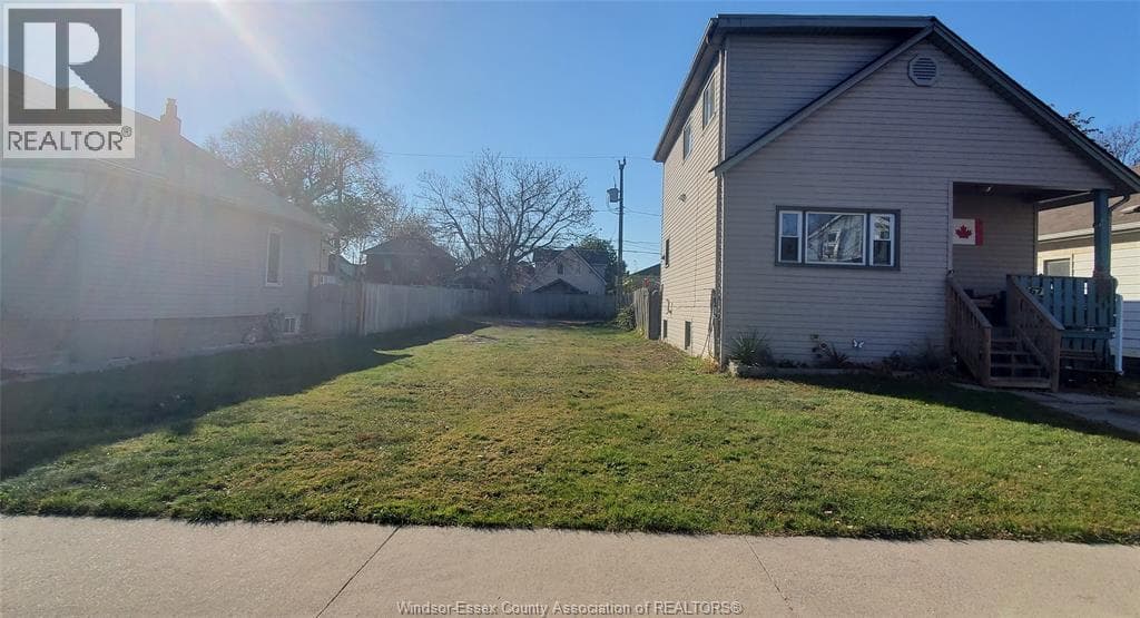 Windsor — Windsor - Main photo