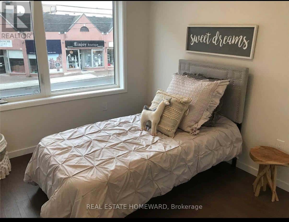 Aurora (Aurora Village) — Aurora (Aurora Village) - Photo 4 of 7