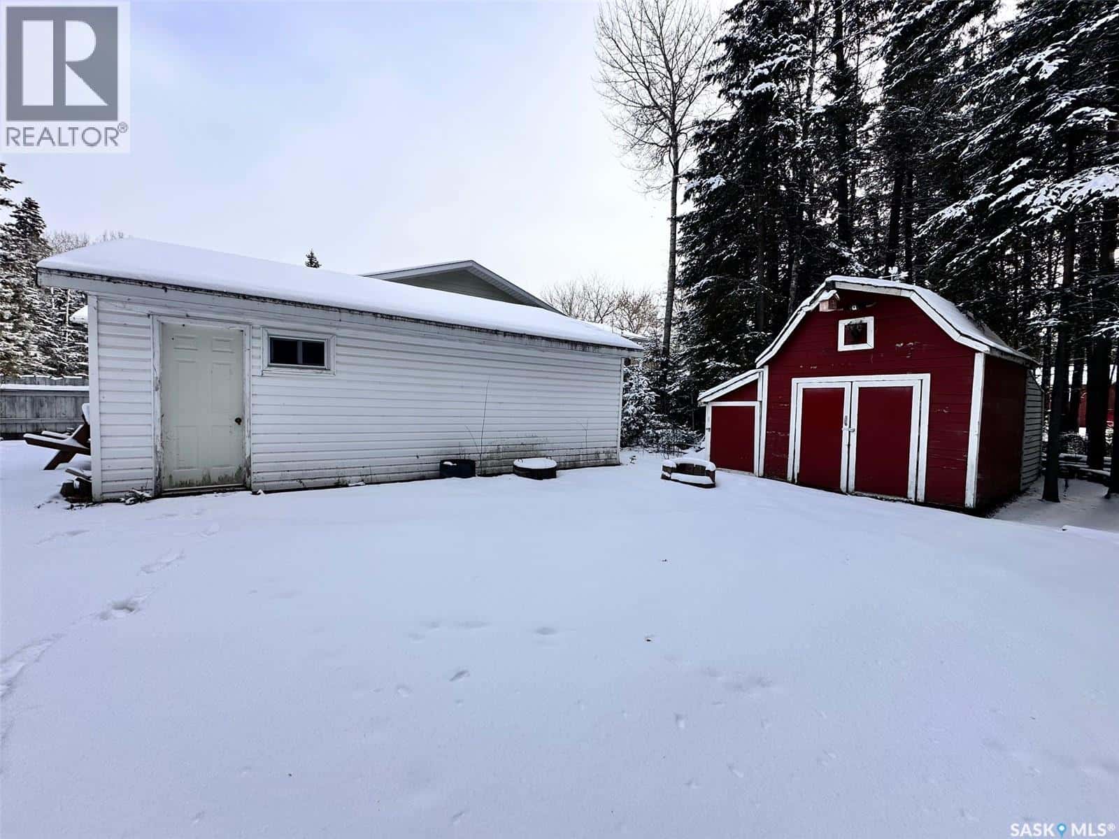 214 Tyndall PLACE — Chitek Lake - Photo 2 of 3