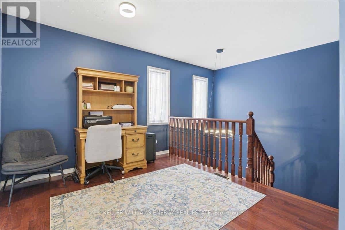 Whitby (Blue Grass Meadows) — Whitby (Blue Grass Meadows) - Photo 5 of 45