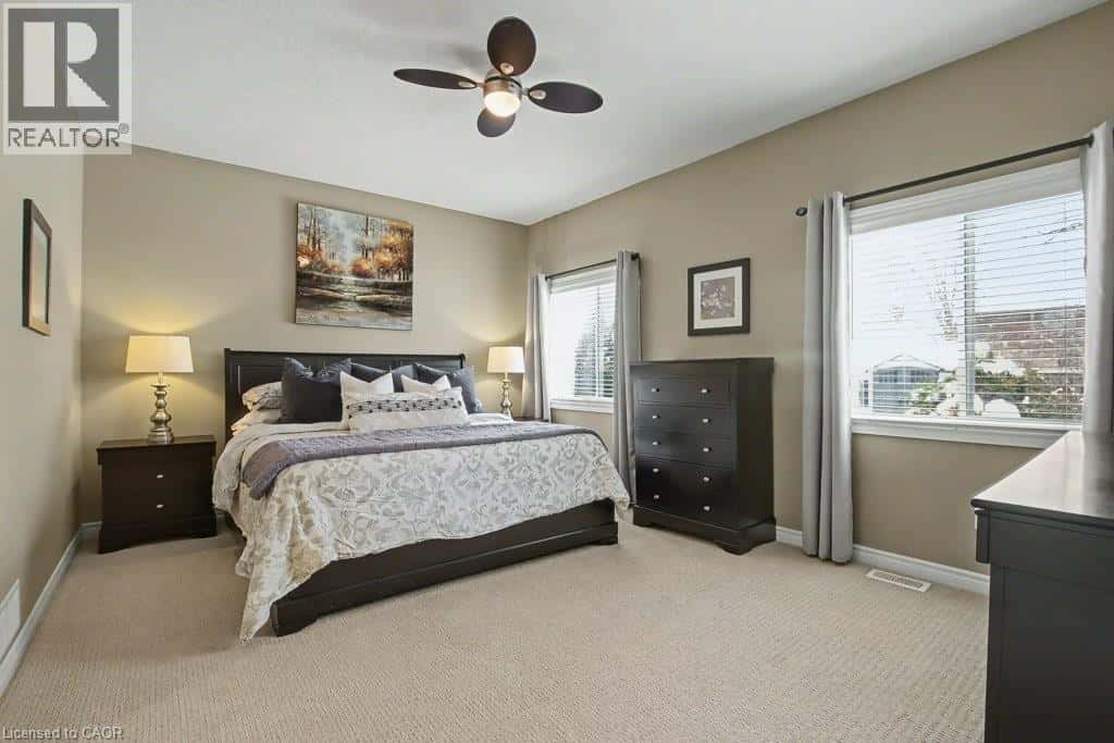 Cambridge — Cambridge - Photo 5 of 50