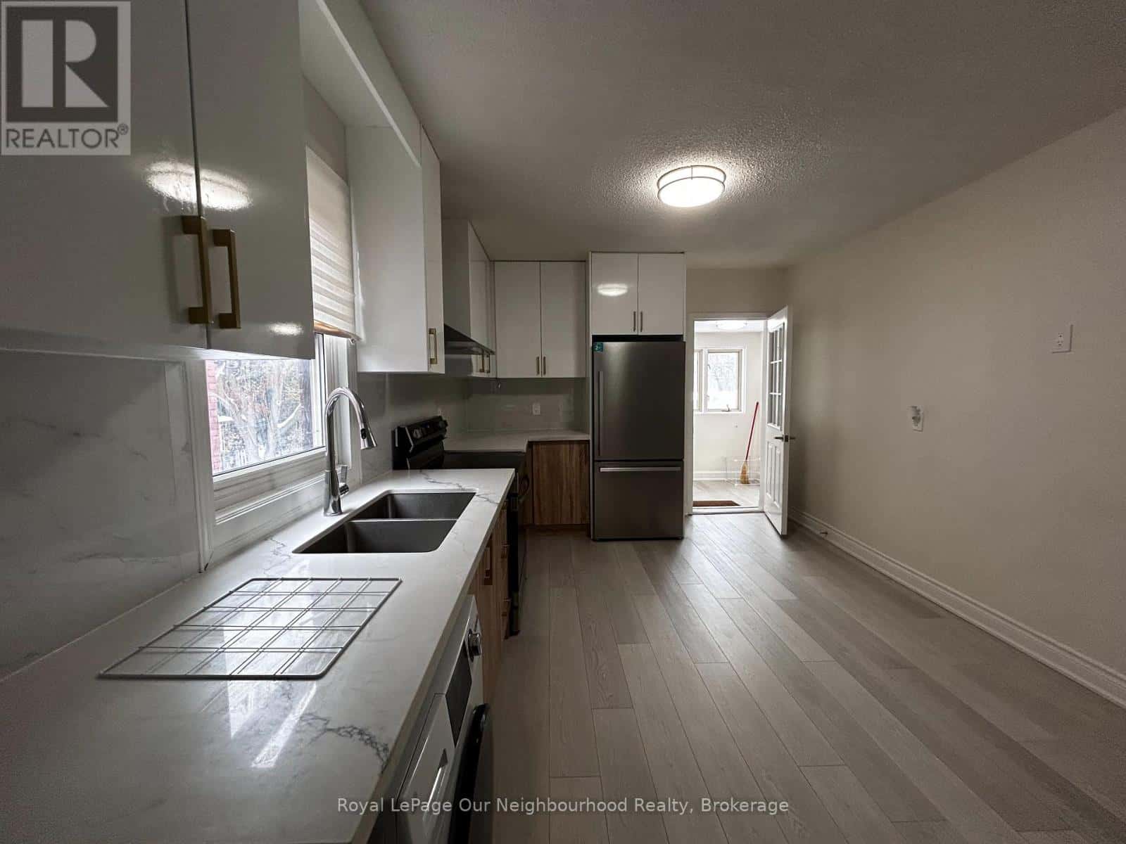 6 - 317 DUKE STREET W — Kitchener - Photo 4 of 11