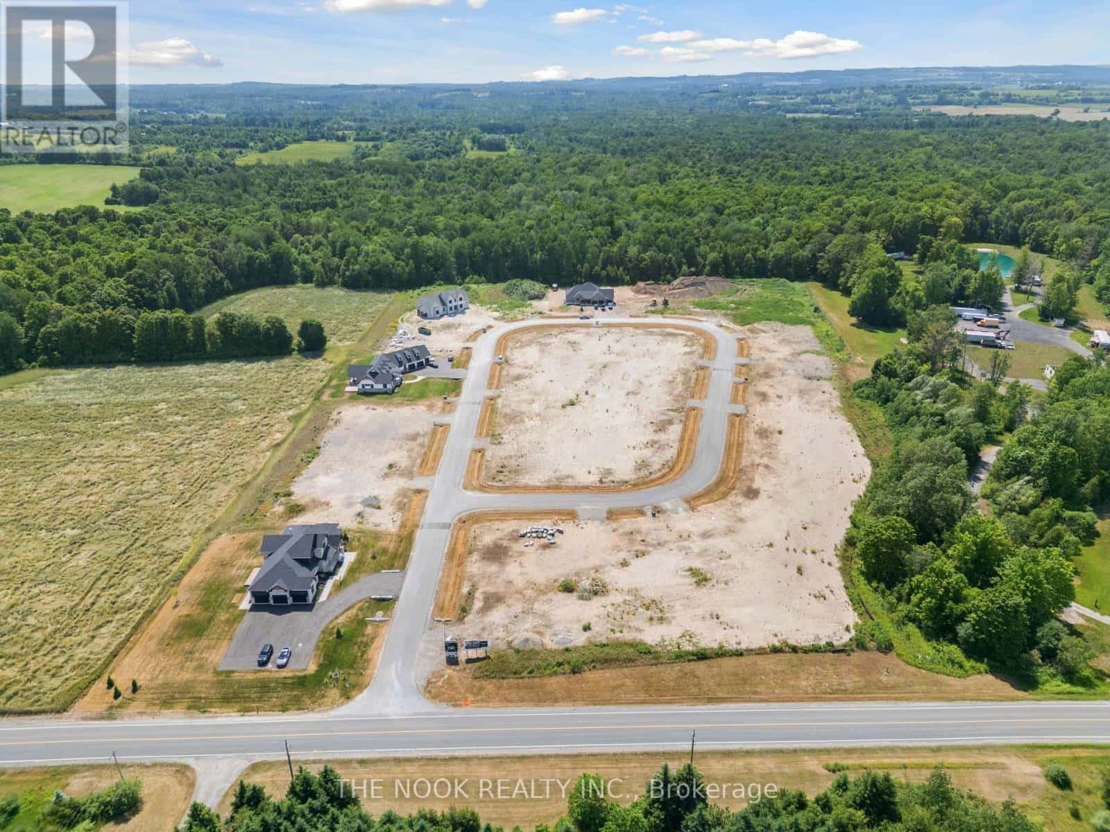 Port Hope — Port Hope - Photo 3 of 16