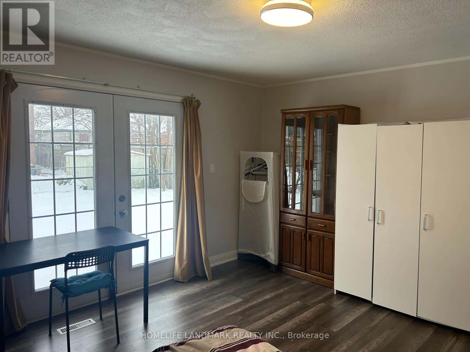 Toronto (Newtonbrook East) — Toronto (Newtonbrook East) - Photo 4 of 7