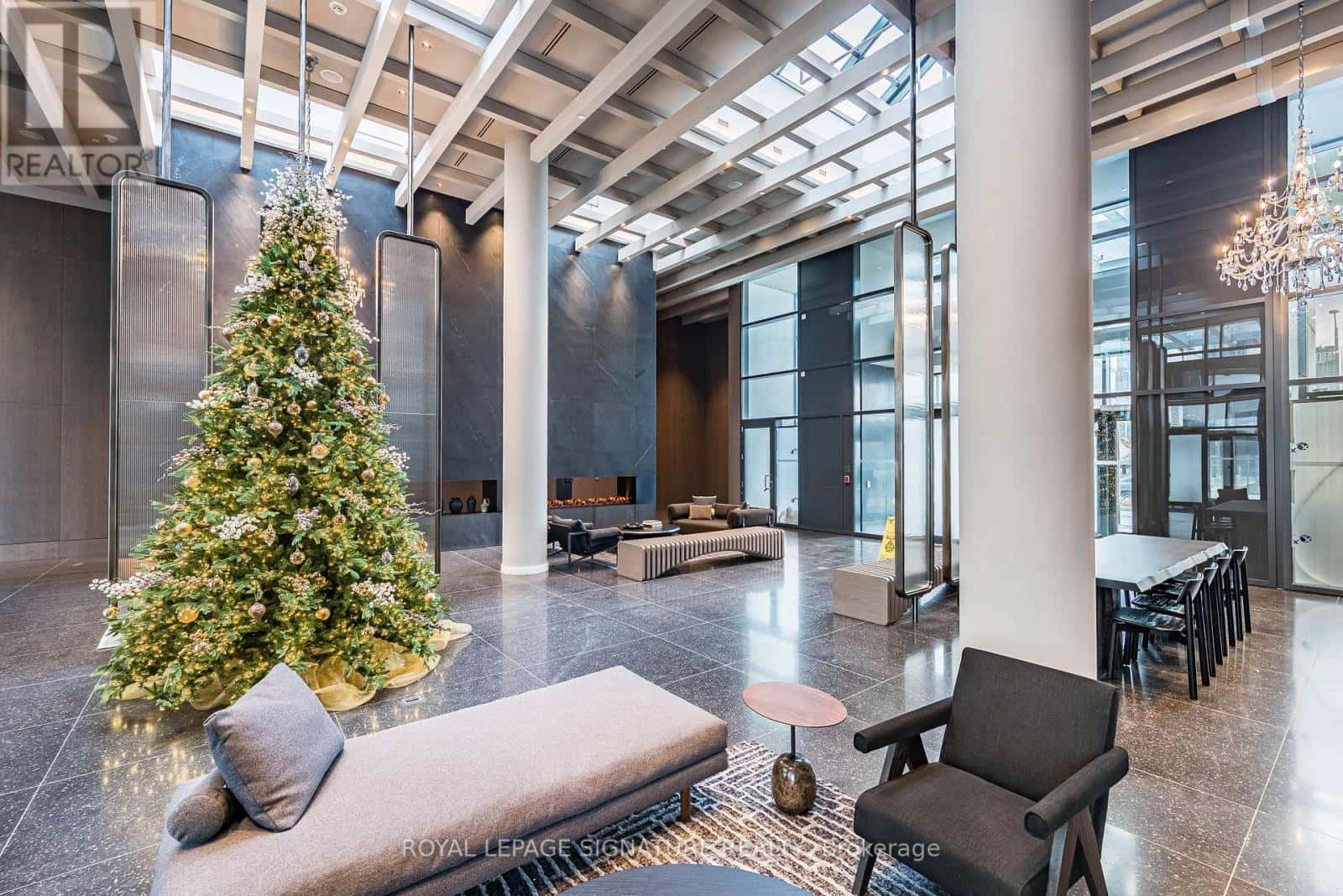 Vaughan (Vaughan Corporate Centre) — Vaughan (Vaughan Corporate Centre) - Photo 3 of 49