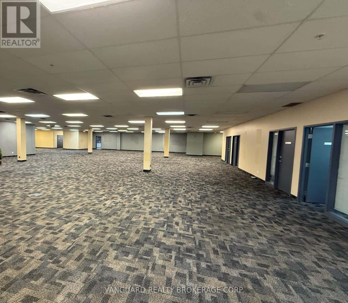 Brampton (Brampton 407 Corridor) — Brampton (Brampton 407 Corridor) - Photo 3 of 5