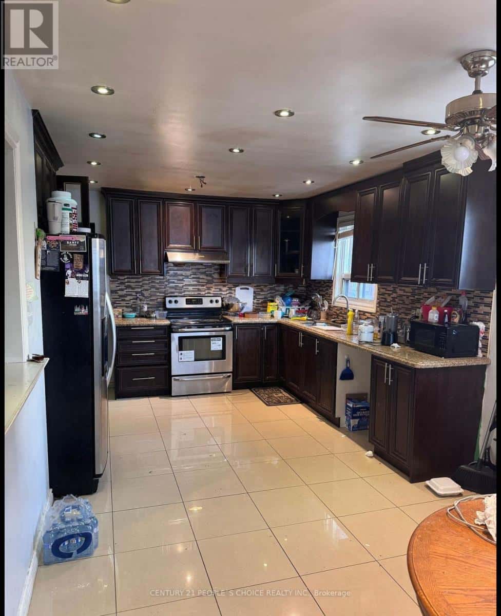 Mississauga (Malton) — Mississauga (Malton) - Photo 3 of 3