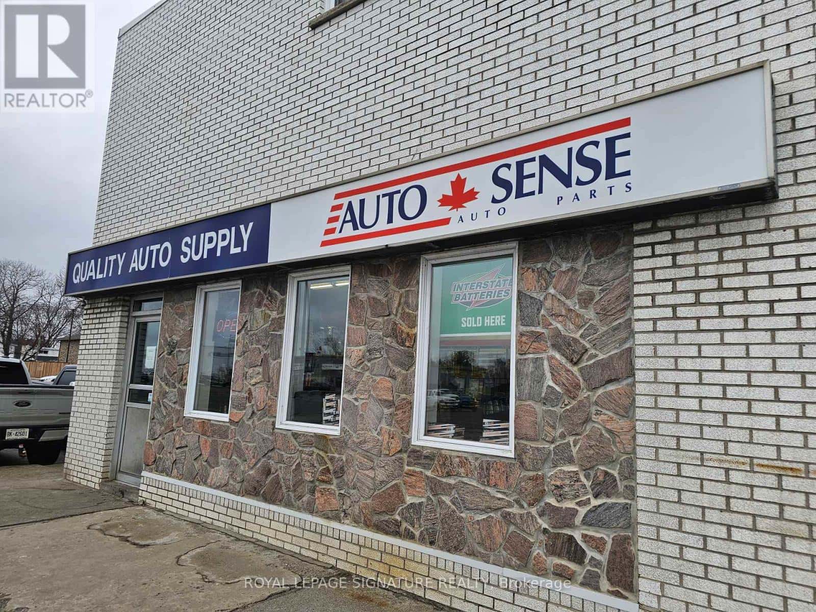 169 FRONT STREET — West Nipissing (Sturgeon Falls) - Photo 3 of 44