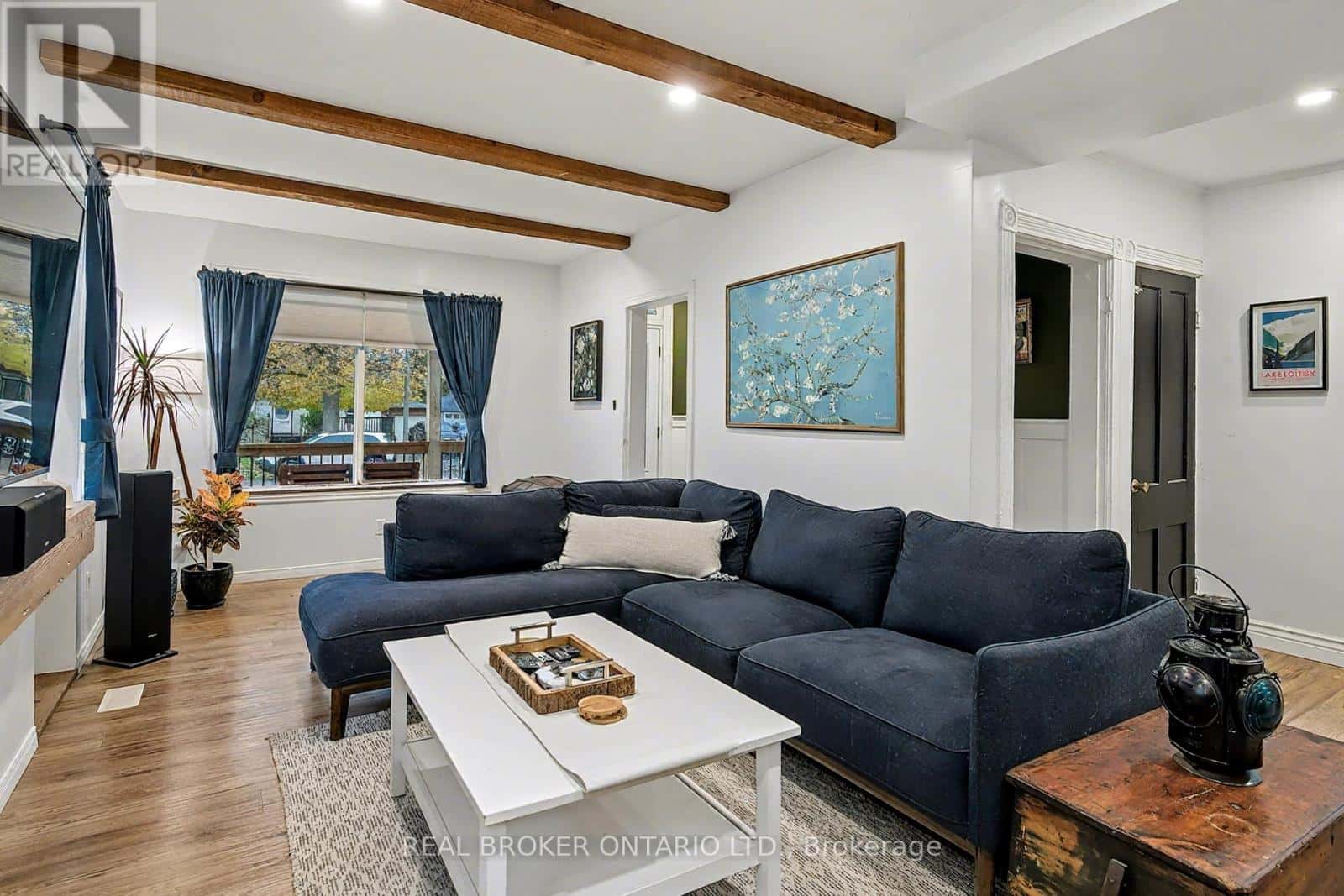 Mapleton — Mapleton - Photo 2 of 43