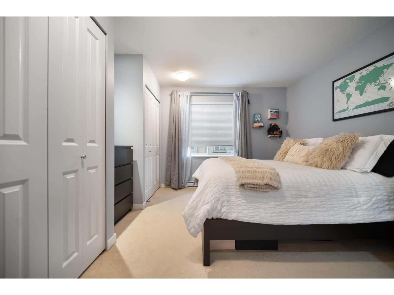 Surrey — Surrey - Photo 3 of 35