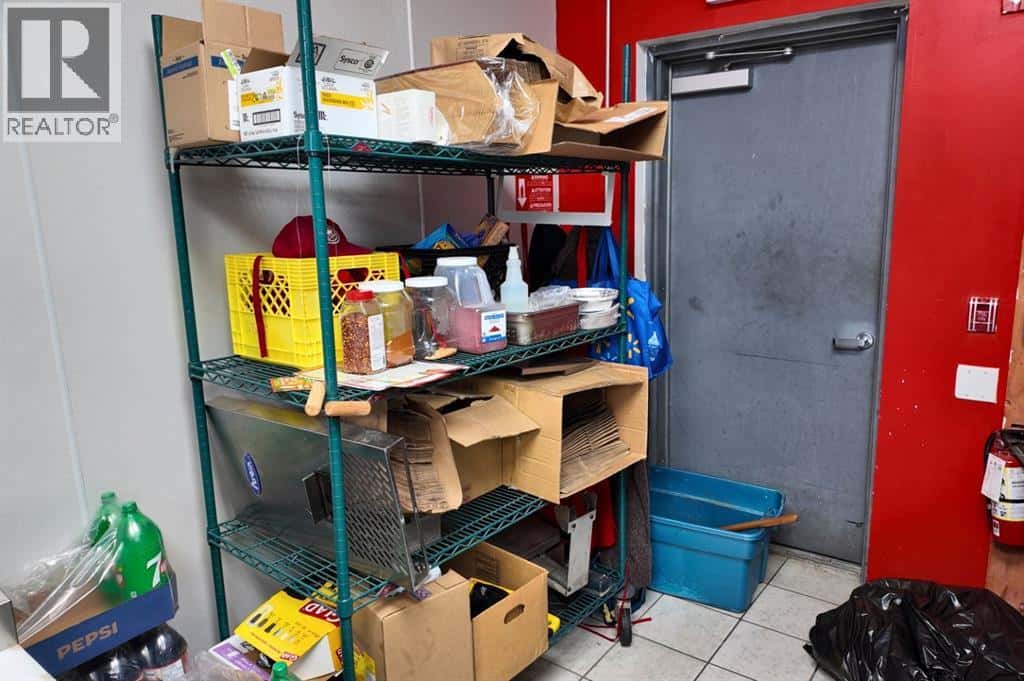 Calgary — Calgary - Photo 4 of 27