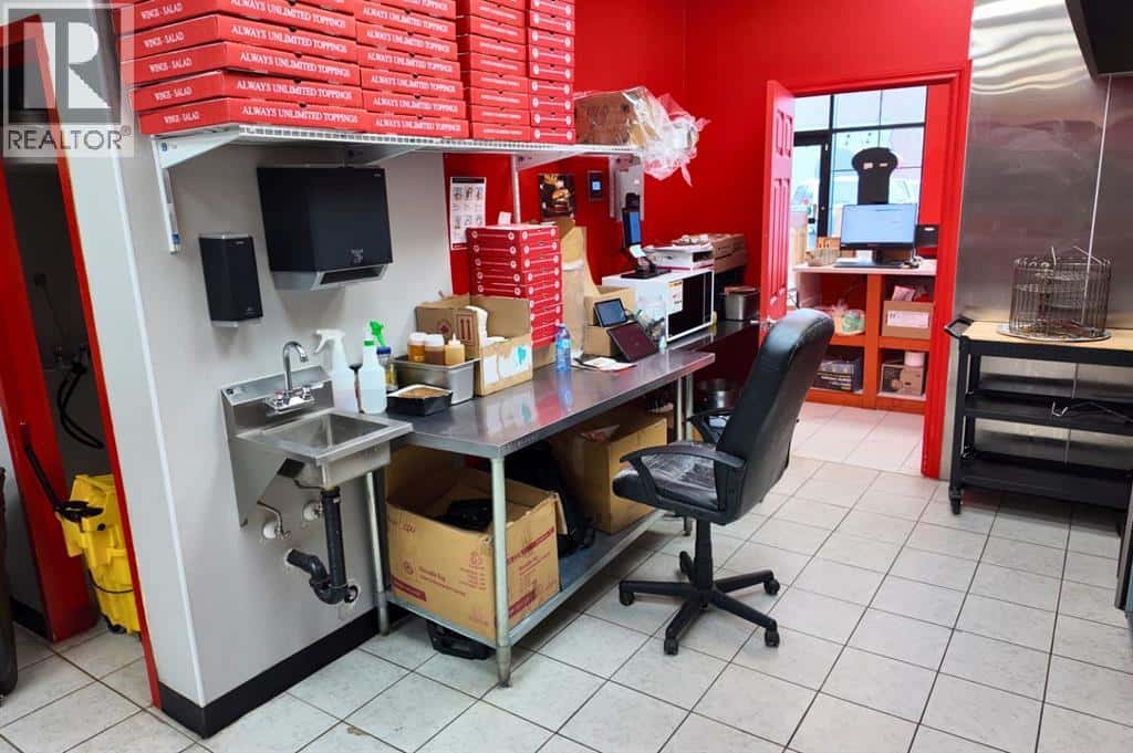 Calgary — Calgary - Photo 3 of 27